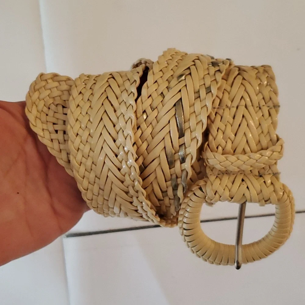 New braided leather belt Size M/L 38